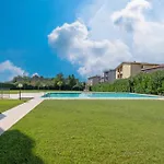アパート Apartmentsgarda - D'oro *